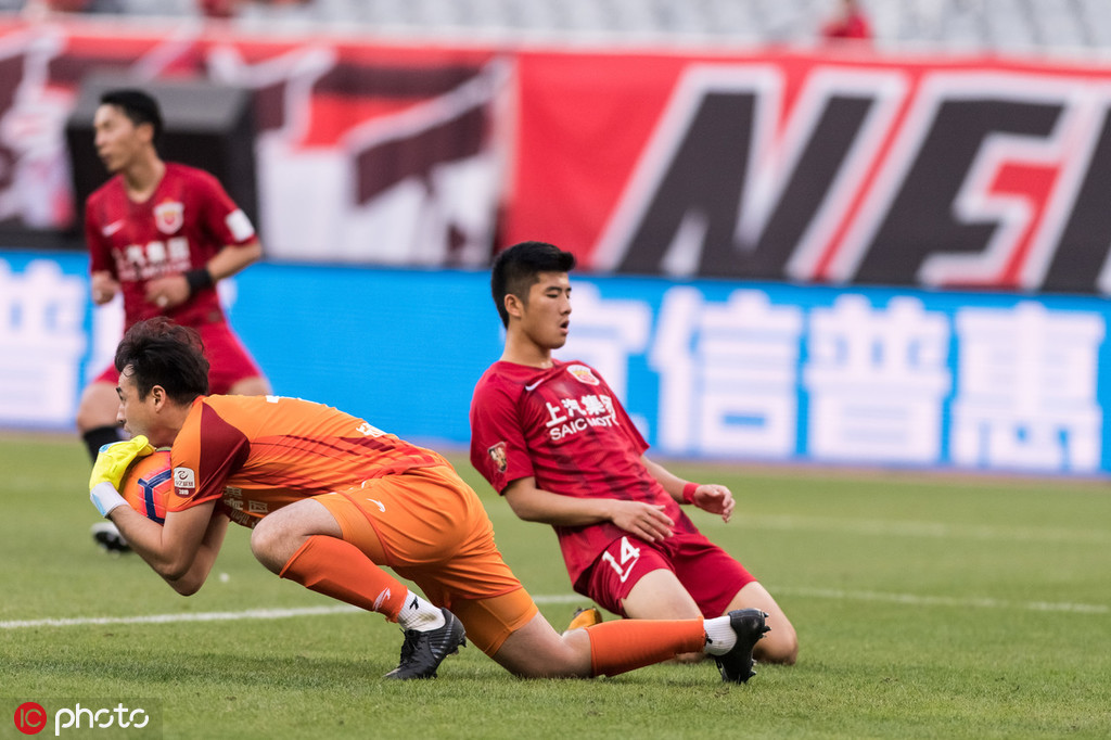 开云体育-下半程战罢，上港突围，顺利晋级的简单介绍