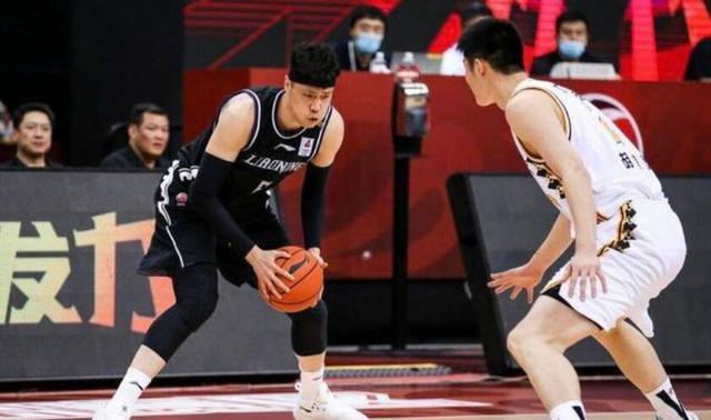 开云体育在线-CBA球队全新战术大揭秘，教练组布局大不同的简单介绍