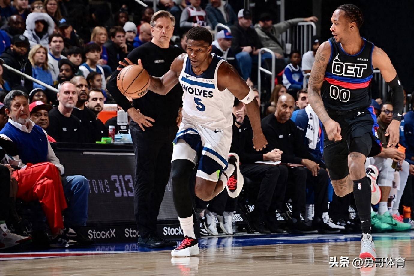 关于森林狼全队亮眼表现，助球队连胜创造历史的信息
