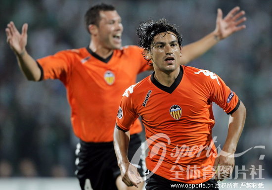 开云体育官网-瓦伦西亚球队突击狂胜，亚洲冠军联赛震撼开局