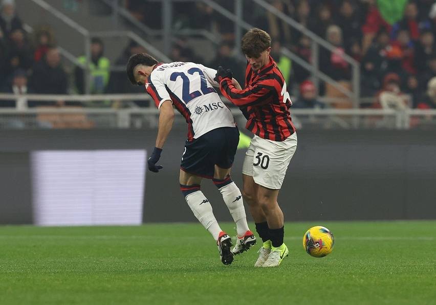 开云官网-寂静球场！球队客场比赛取得冰冷逆转的简单介绍