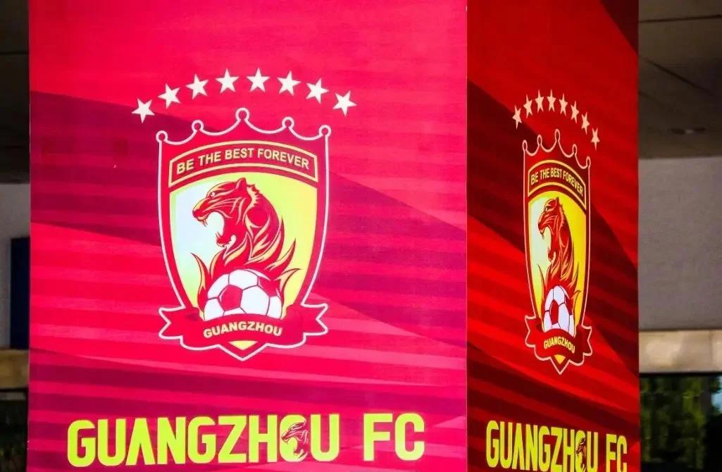 开云体育入口-包含广州恒大再胜一场，冲击联赛领先位置的词条