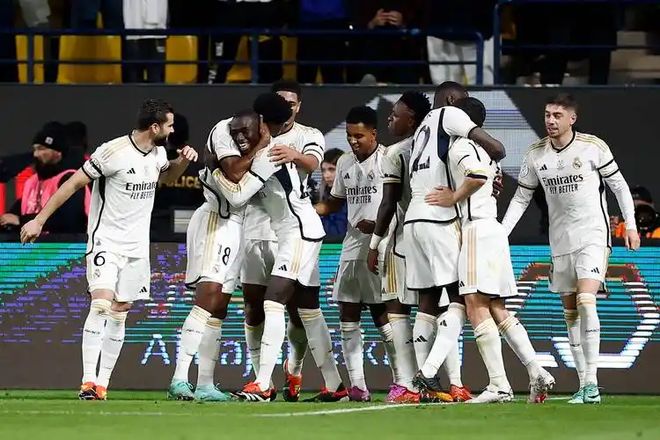 本泽马破门领衔：皇家马德里逆袭击败毕尔巴鄂的简单介绍