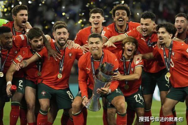 包含欧冠淘汰赛重头机关,国家队精心备战实现晋级的词条 包含欧冠淘汰赛重头机关,国家队精心备战实现晋级的词条