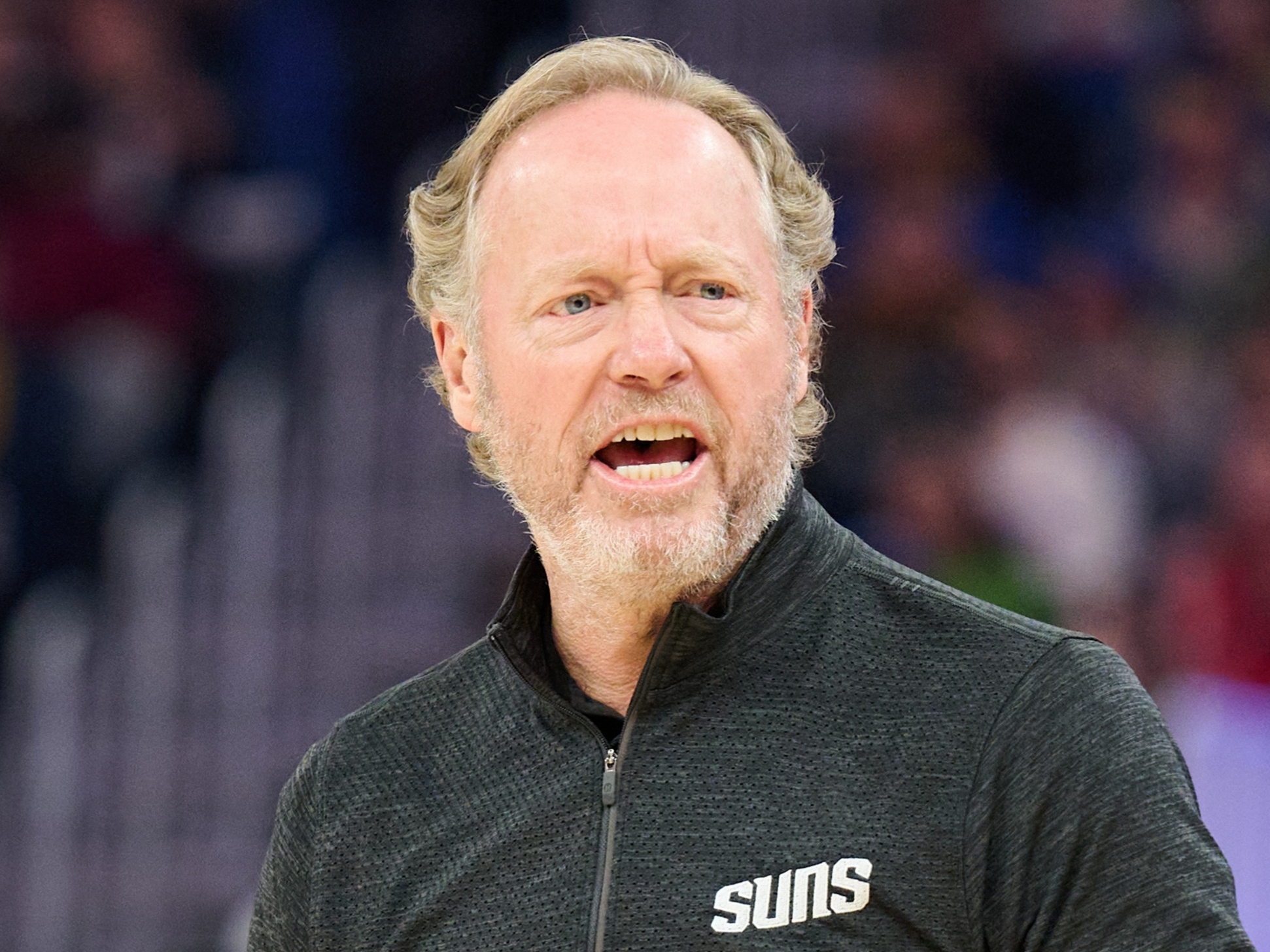 篮球队主教练发声，誓言带队登顶