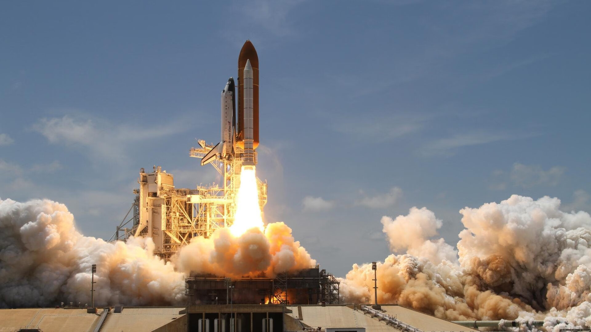 友谊赛奇观，姆巴佩压制级发挥主导曼联对阵哥伦比亚