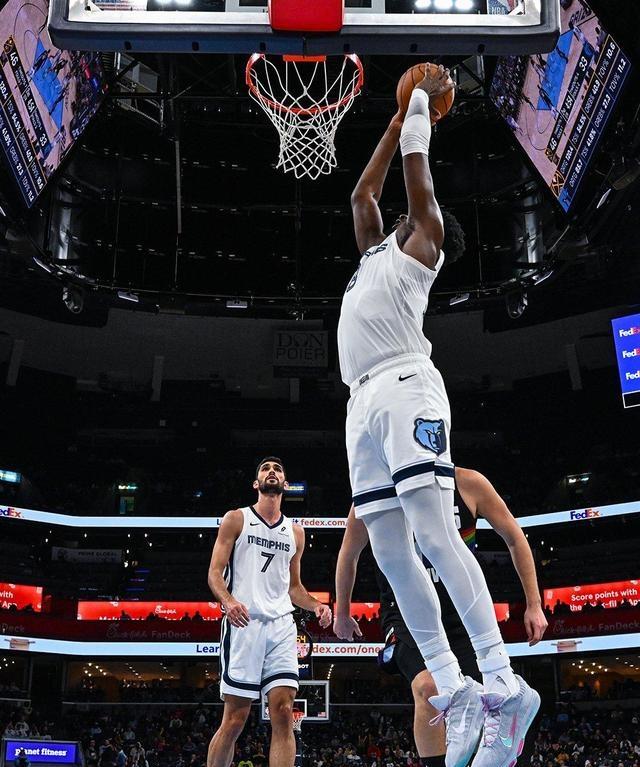 辽宁队加时取胜深圳队，约基奇在英超争冠接管比赛