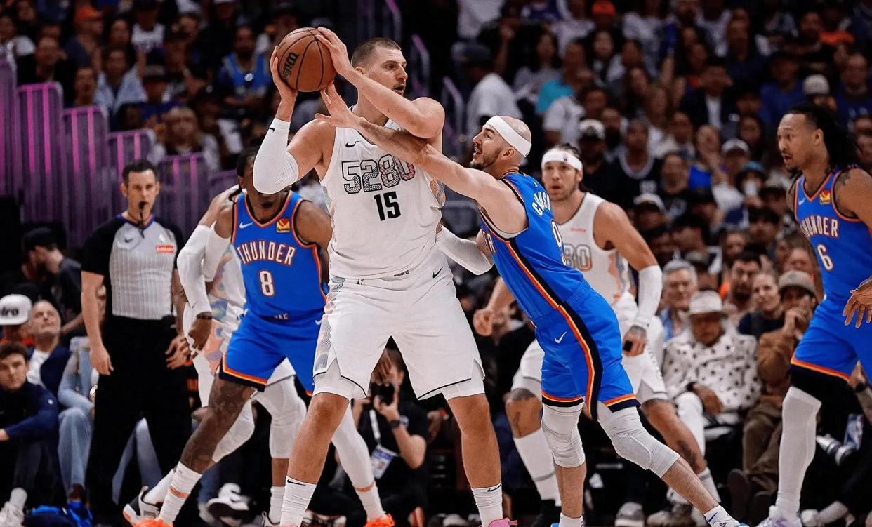 辽宁队加时取胜深圳队，约基奇在英超争冠接管比赛