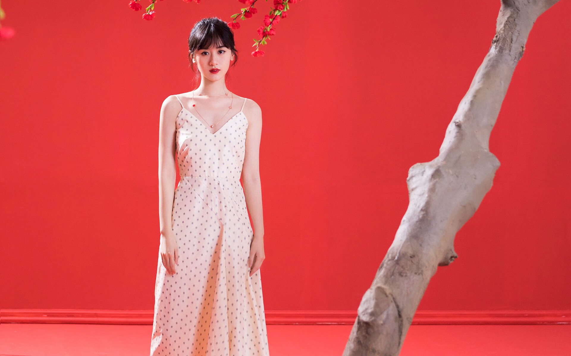 风暴眼与孤岛，当湖人单节狂潮席卷，哈登以冠军级姿态回应